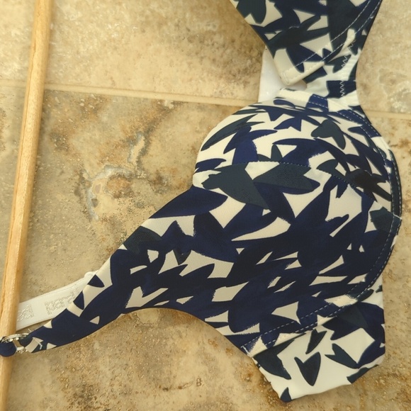 NWT Parah 34C Bra with Rhinestone Detail Geometric Underwire - Picture 4 of 10